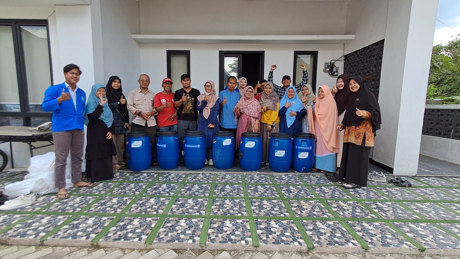 Dari Sampah Jadi Harapan, Cerita Tim Hibah UBSI Menyulap Limbah Jadi Berkah
